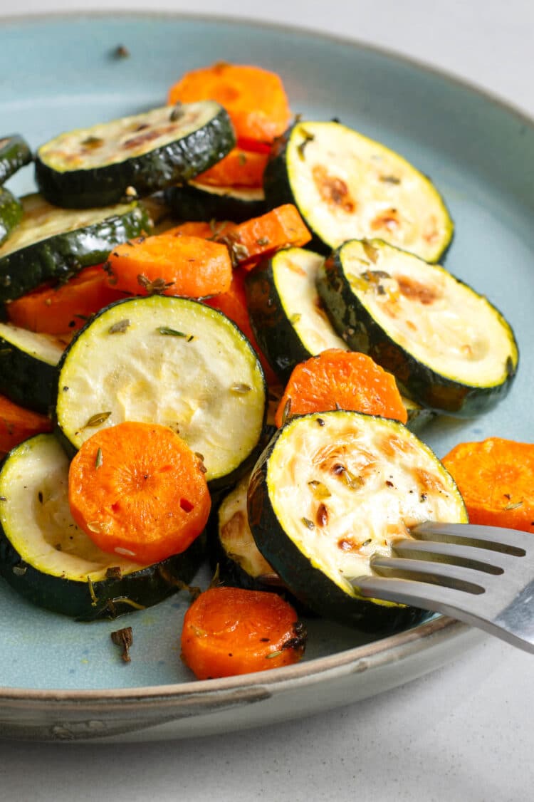 The flavors and textures of these crisp yet soft, caramelized veggies is super satisfying!